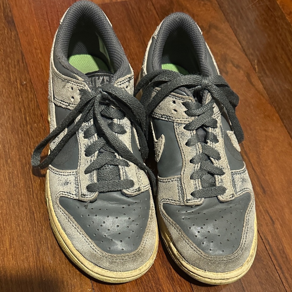 Nike kids Charcoal and Ash Sneakers